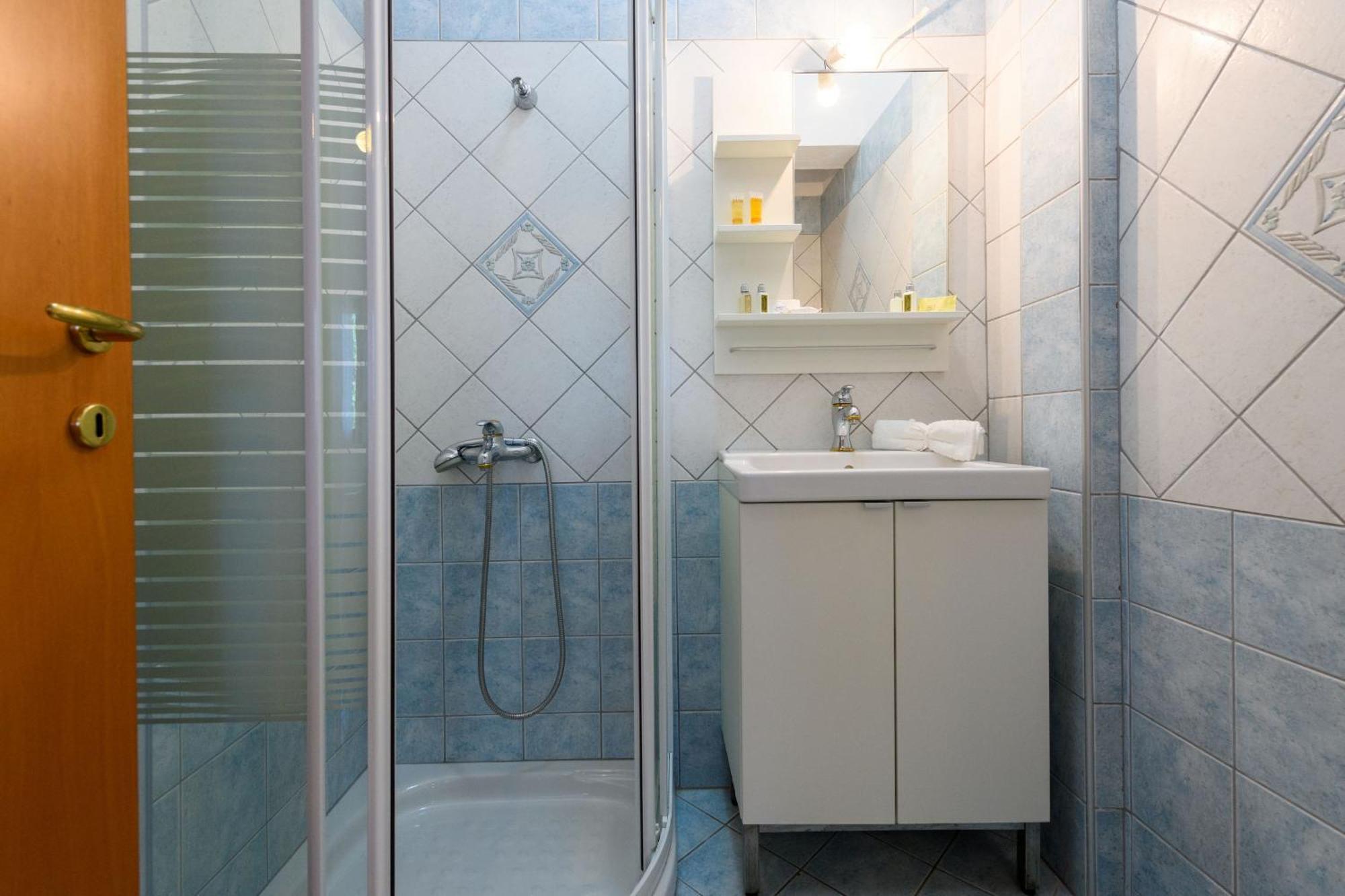 Whitegold Apartments Panagia Панагия Номер фото