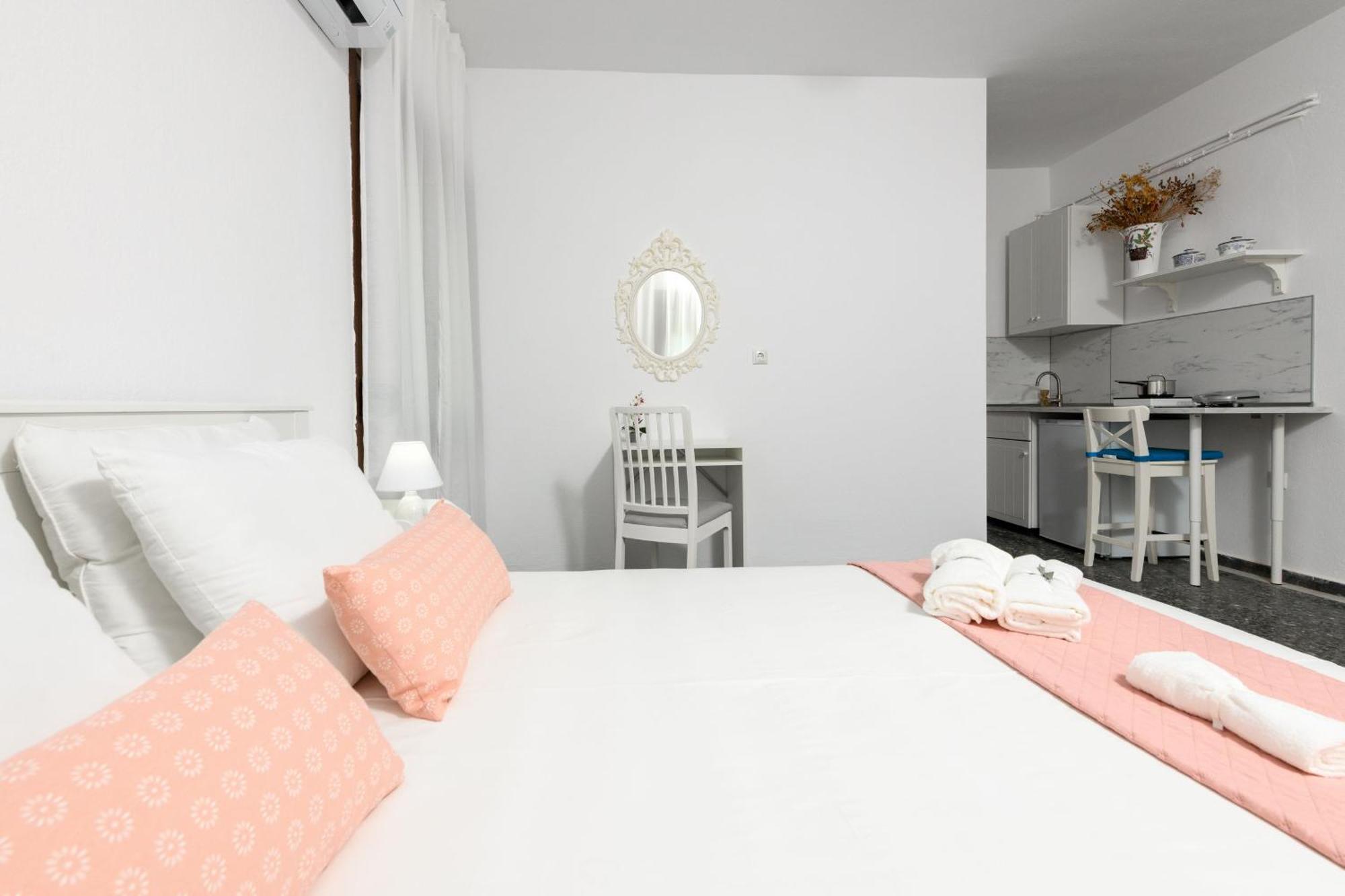 Whitegold Apartments Panagia Панагия Номер фото